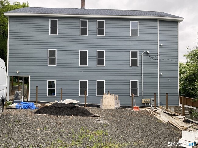 Building Photo - 218 Charles St