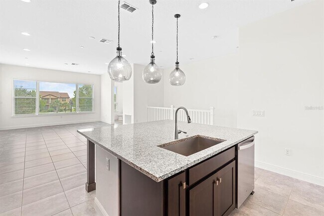 Building Photo - 9497 Mere Pkwy