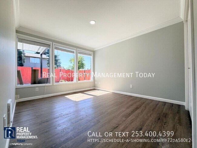 Building Photo - 1111 SW 148th St
