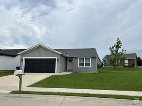 Building Photo - 35 Winding Wy