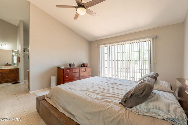 Building Photo - 3829 E Ahwatukee Dr