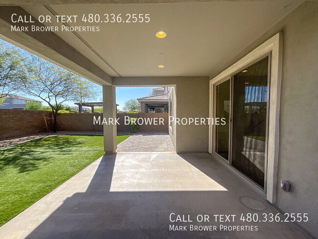 Building Photo - 2914 E Sands Dr