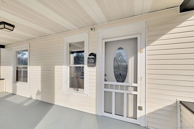 Building Photo - 100 Academy Ave