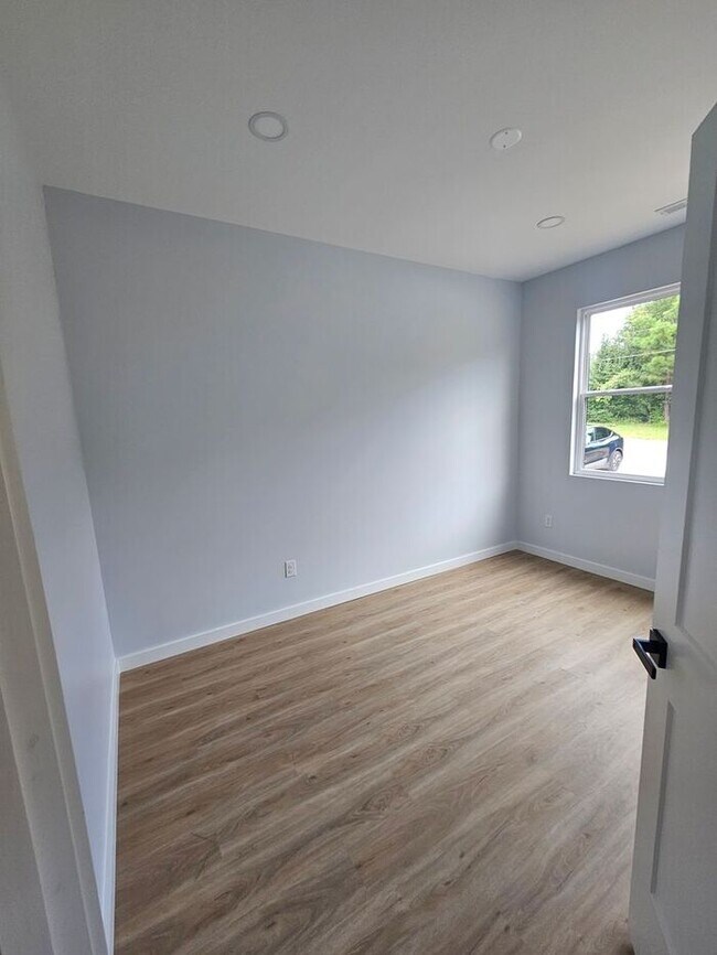 Building Photo - Brand New 3BD/2BA Ranch in Newton, NC!