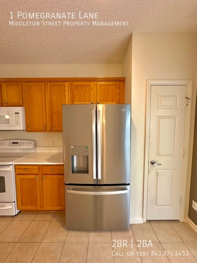 Building Photo - 1 Pomegranate Ln