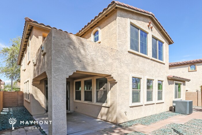 Building Photo - 3261 E Sports Dr