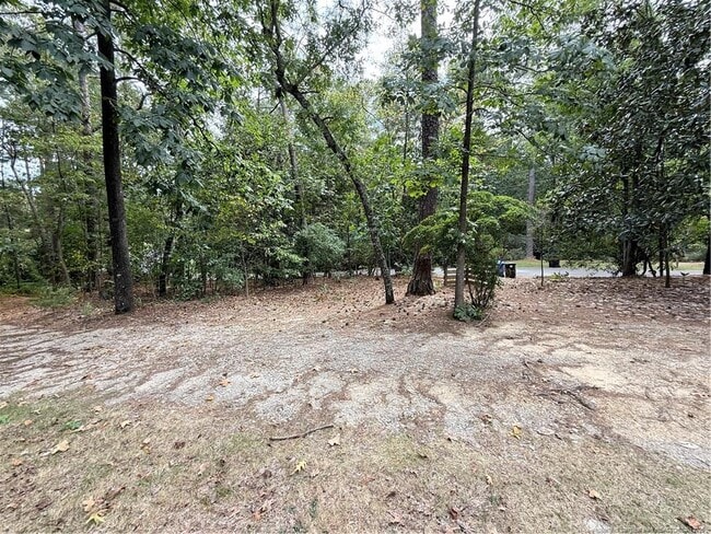 Building Photo - 2001 Galax Dr