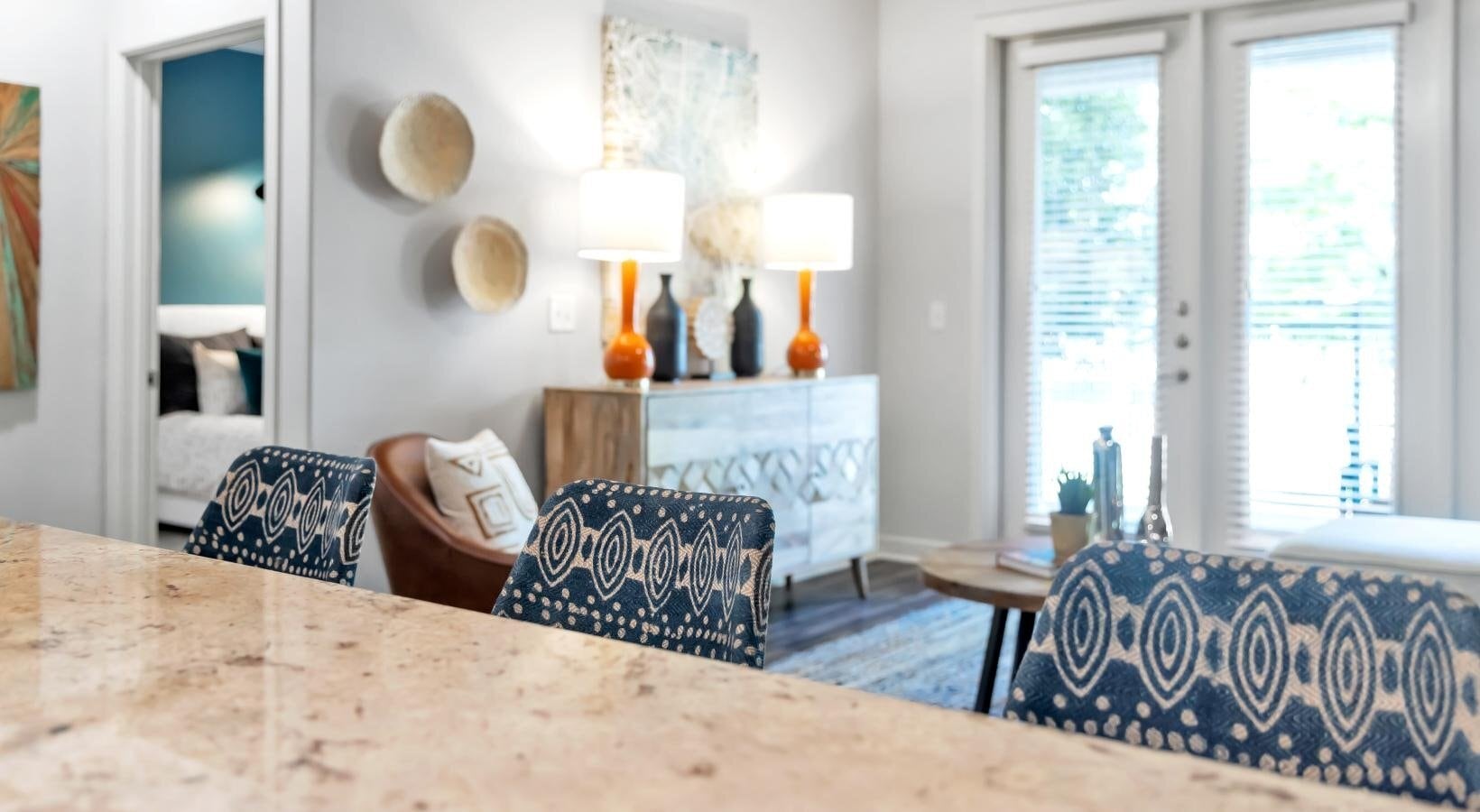 Building Photo - 2627 Live Oak St