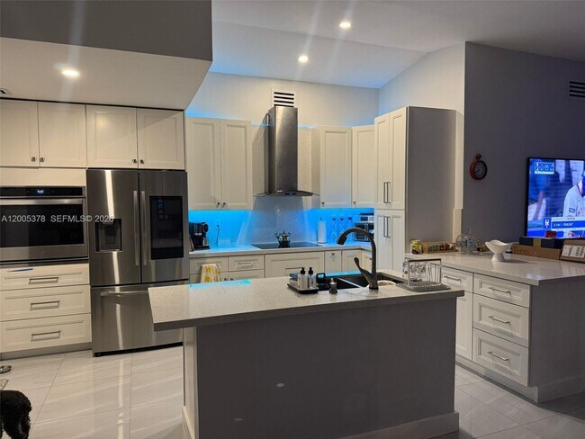 Building Photo - 16314 SW 97th St