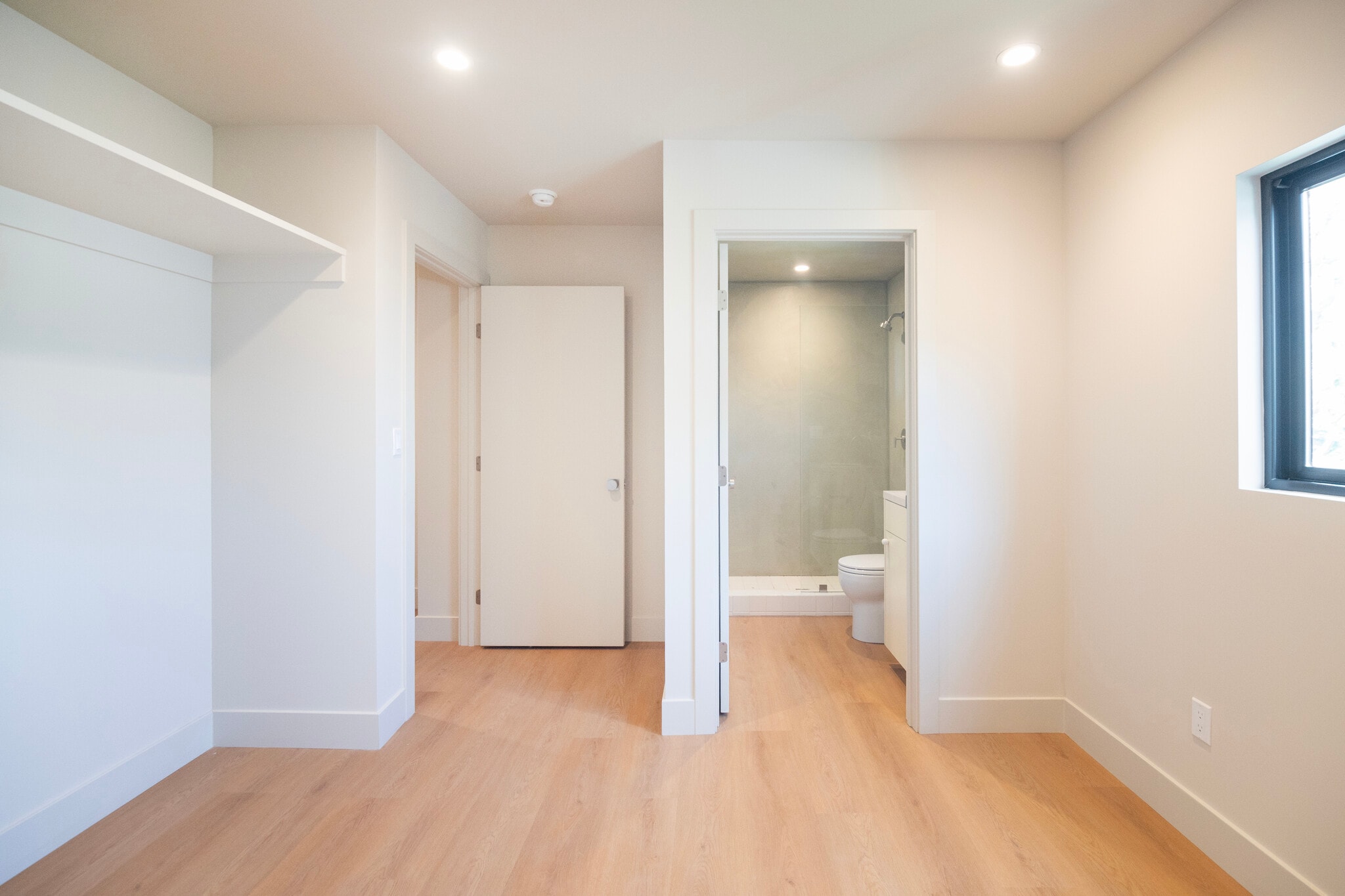 Building Photo - 4541 1/2 Melbourne Ave