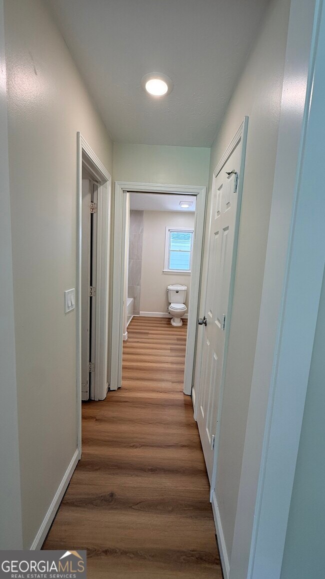 Building Photo - 60 Timber Mill Cir