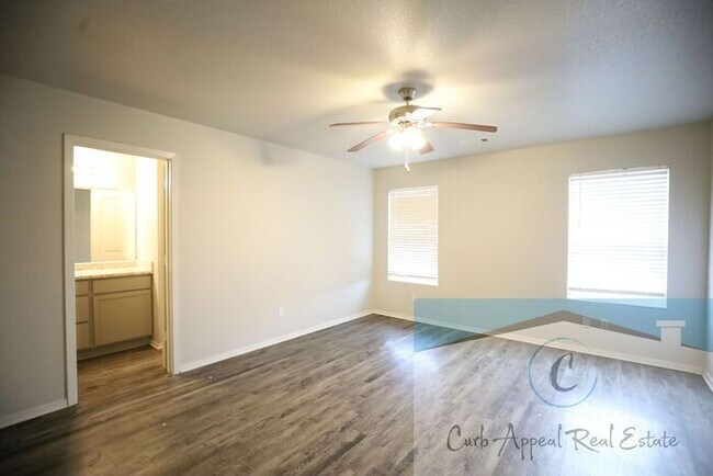 Building Photo - Move in special $950!! Beautiful 4 bed / 2 bath home - Nettleton!!