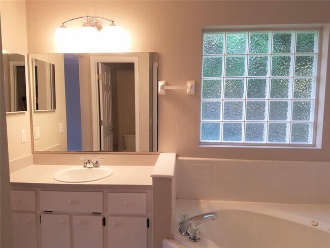 Building Photo - 3561 NW 88th Terrace