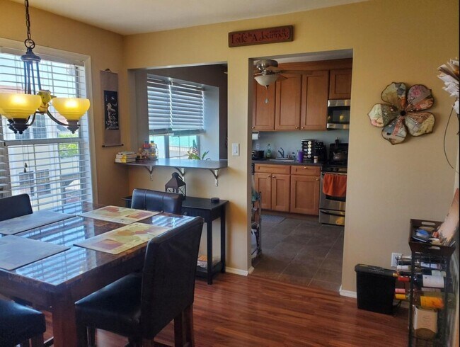 Building Photo - 452 Tournament Dr