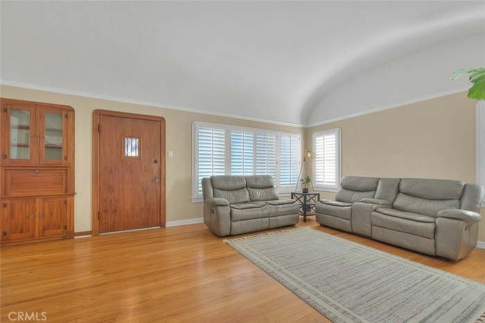 Building Photo - 1114 S Birch St