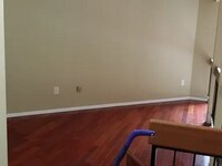 Building Photo - 124 Bluebird Dr