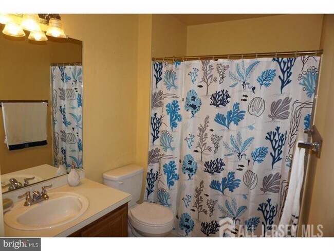Building Photo - 8612 Tamarron Dr