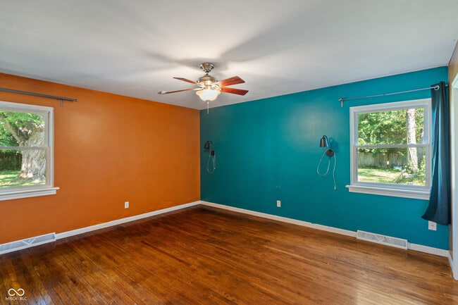 Building Photo - 6380 Hazelwood Ave