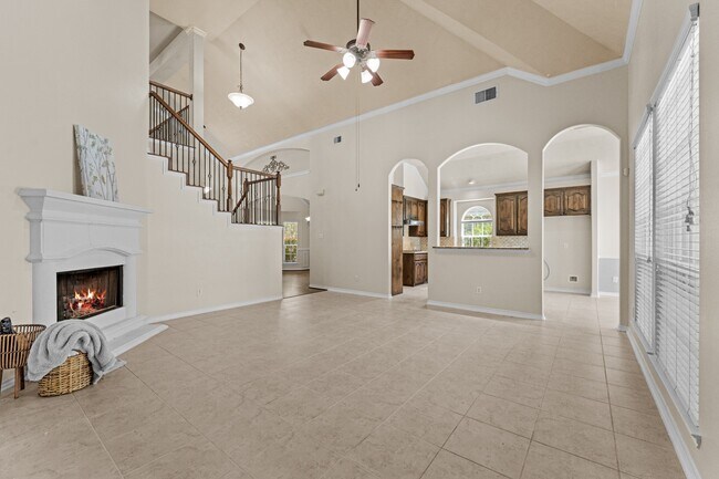 Building Photo - 20698 Oakhurst Meadows Dr
