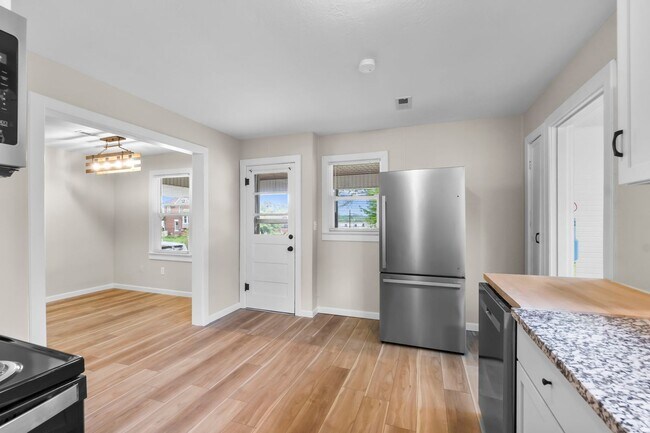 Building Photo - Charming Home in Jackson