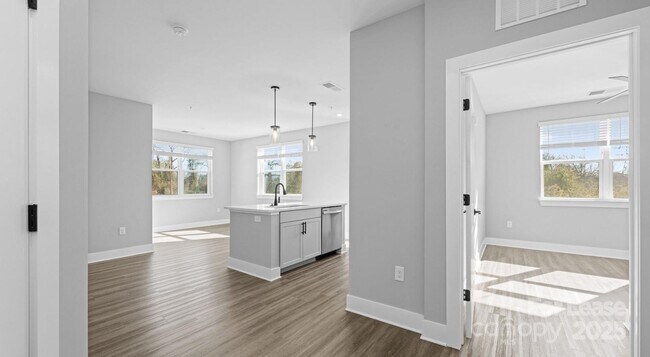 Building Photo - 120 Matheson Ave