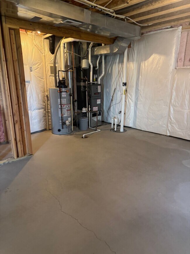 Building Photo - Beautiful Single Family Home