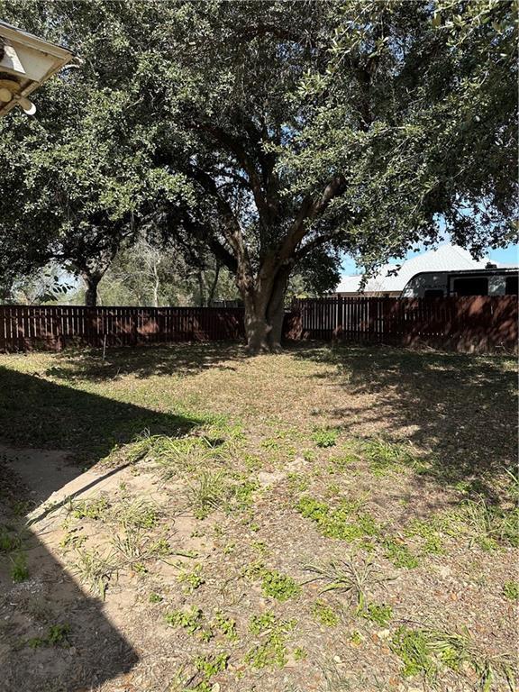 Building Photo - 35 Floresta St