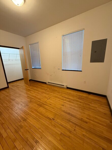 Building Photo - 8385 Geneva St