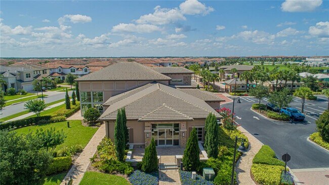 Building Photo - 13130 Woodford St