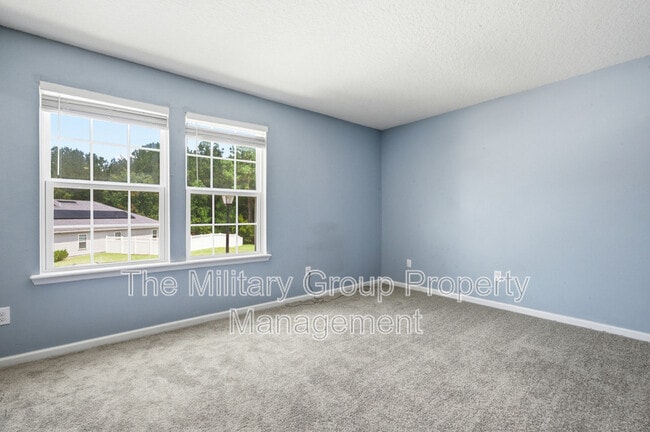 Building Photo - 391 Hepburn Rd