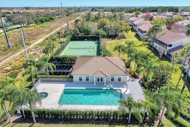 Building Photo - Beautiful 3/2 in Tara Community