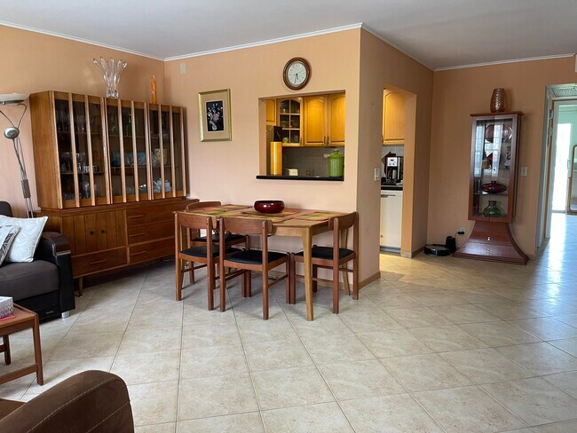 Building Photo - 27 Mansfield A