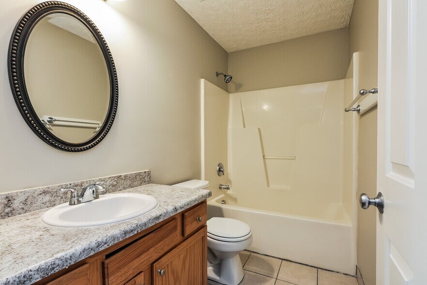 Building Photo - 1109 Braemar Highland Dr