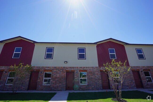 Building Photo - Paluxy Townhomes