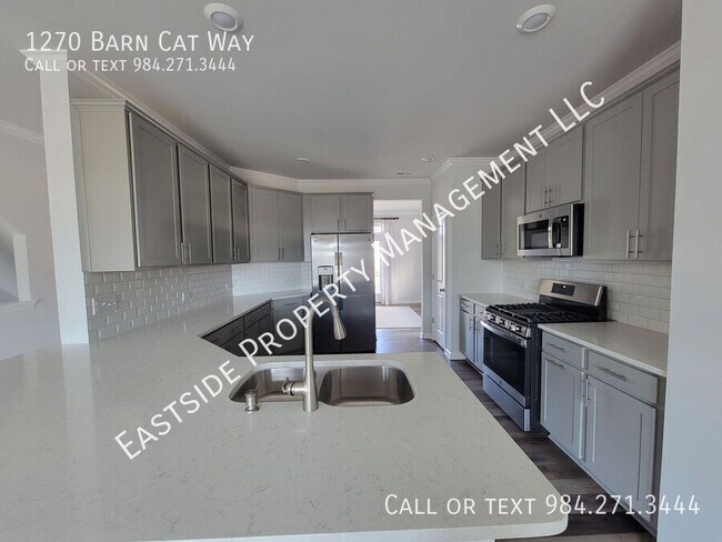 Building Photo - 1270 Barn Cat Way