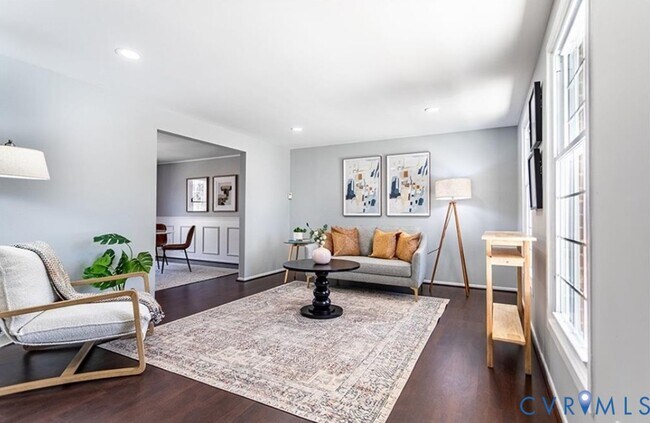 Building Photo - 10312 Genlou Rd