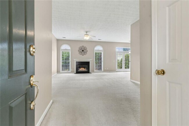 Building Photo - 3325 Berwick Field Dr