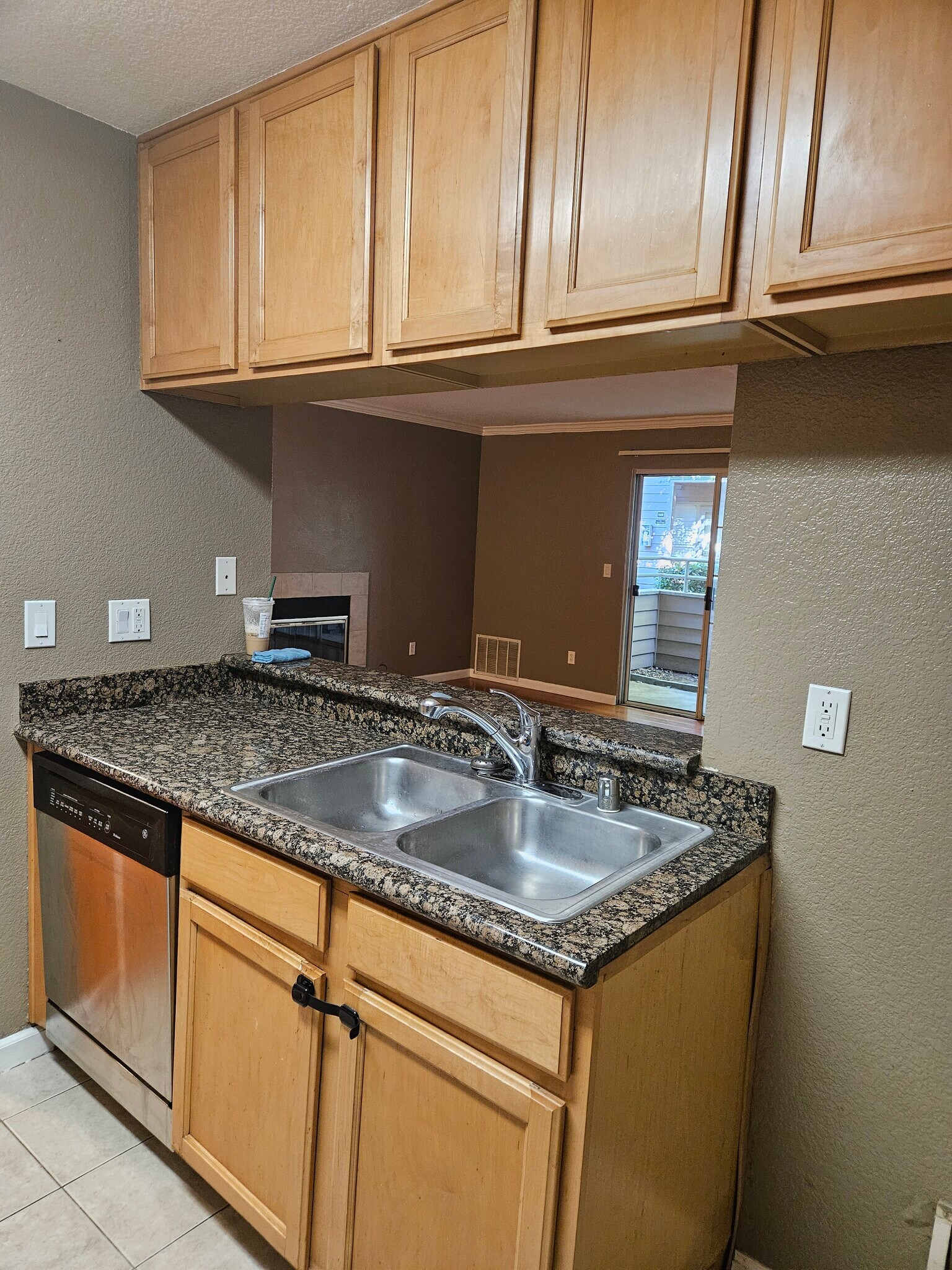 Building Photo - 11150 Trinity River Dr