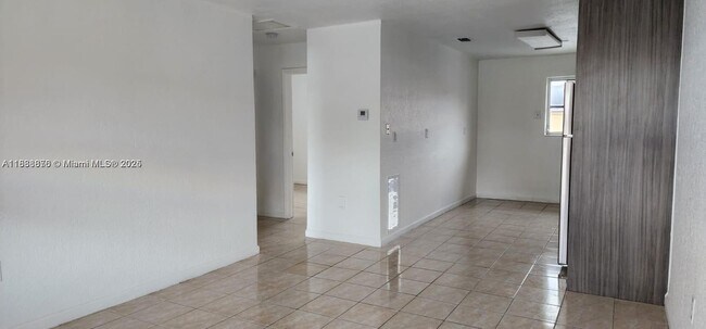 Building Photo - 605 W 68th St