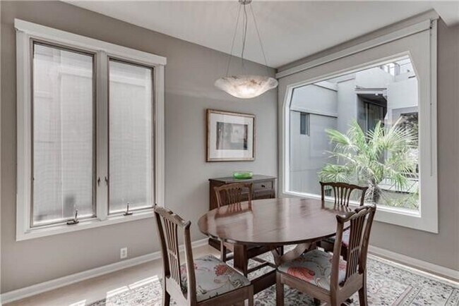 Building Photo - Luxury Living: De Saligny Condo - prestigi...