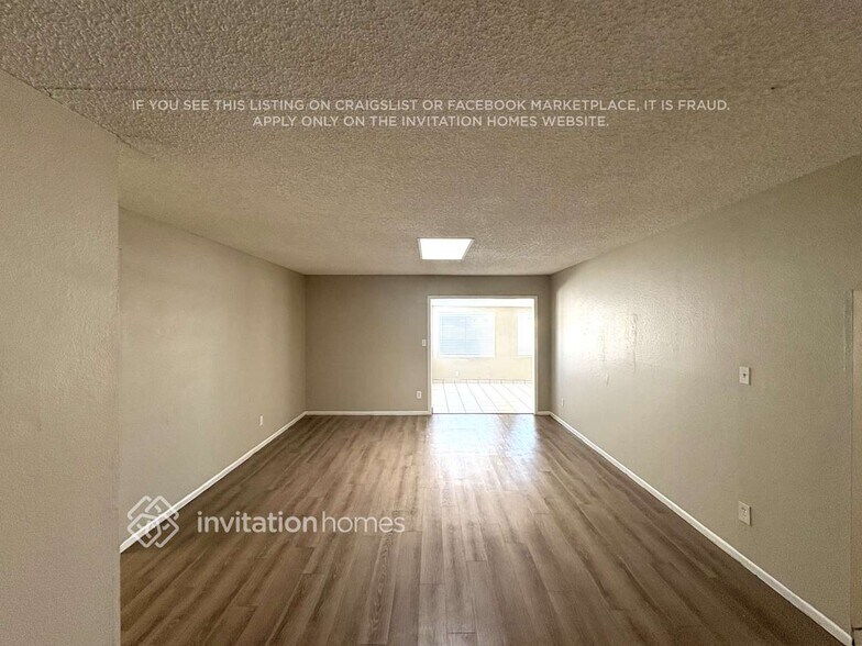 Building Photo - 5256 W Cholla St