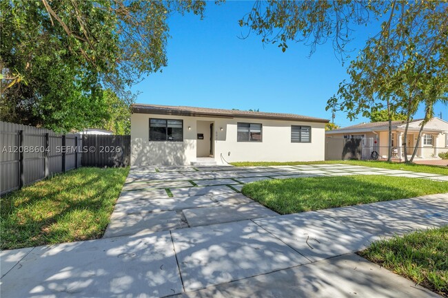 Building Photo - 6021 SW 19th St