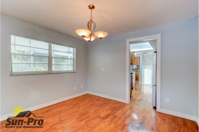 Building Photo - 2903 Lantern Dr