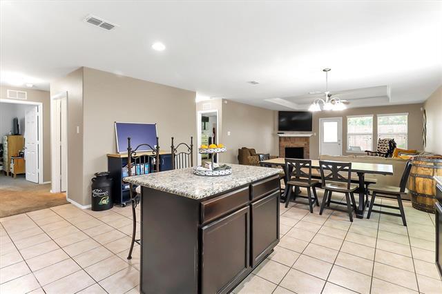 Building Photo - 1713 Megan Creek Dr