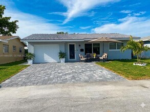 Building Photo - 7303 NW 57th Dr