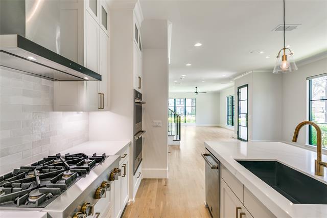 Building Photo - 4338 Emerson Ave