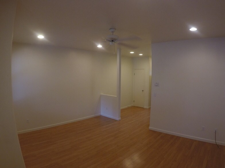 Livingroom - 425 8th St
