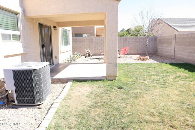 Building Photo - 7265 W Glenn Dr