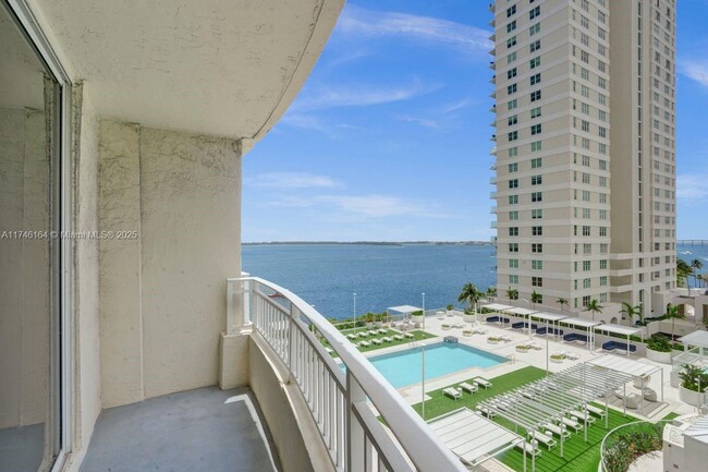 Building Photo - 770 Claughton Island Dr