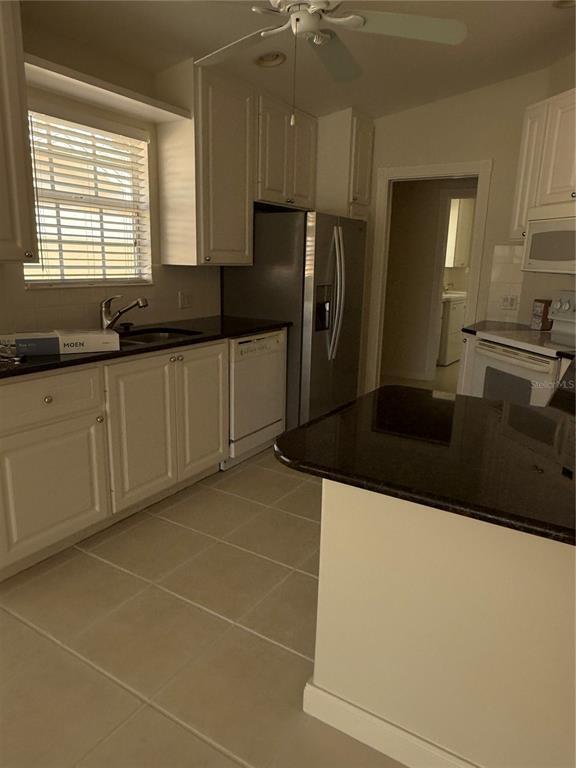 Building Photo - 7707 Pesaro Dr